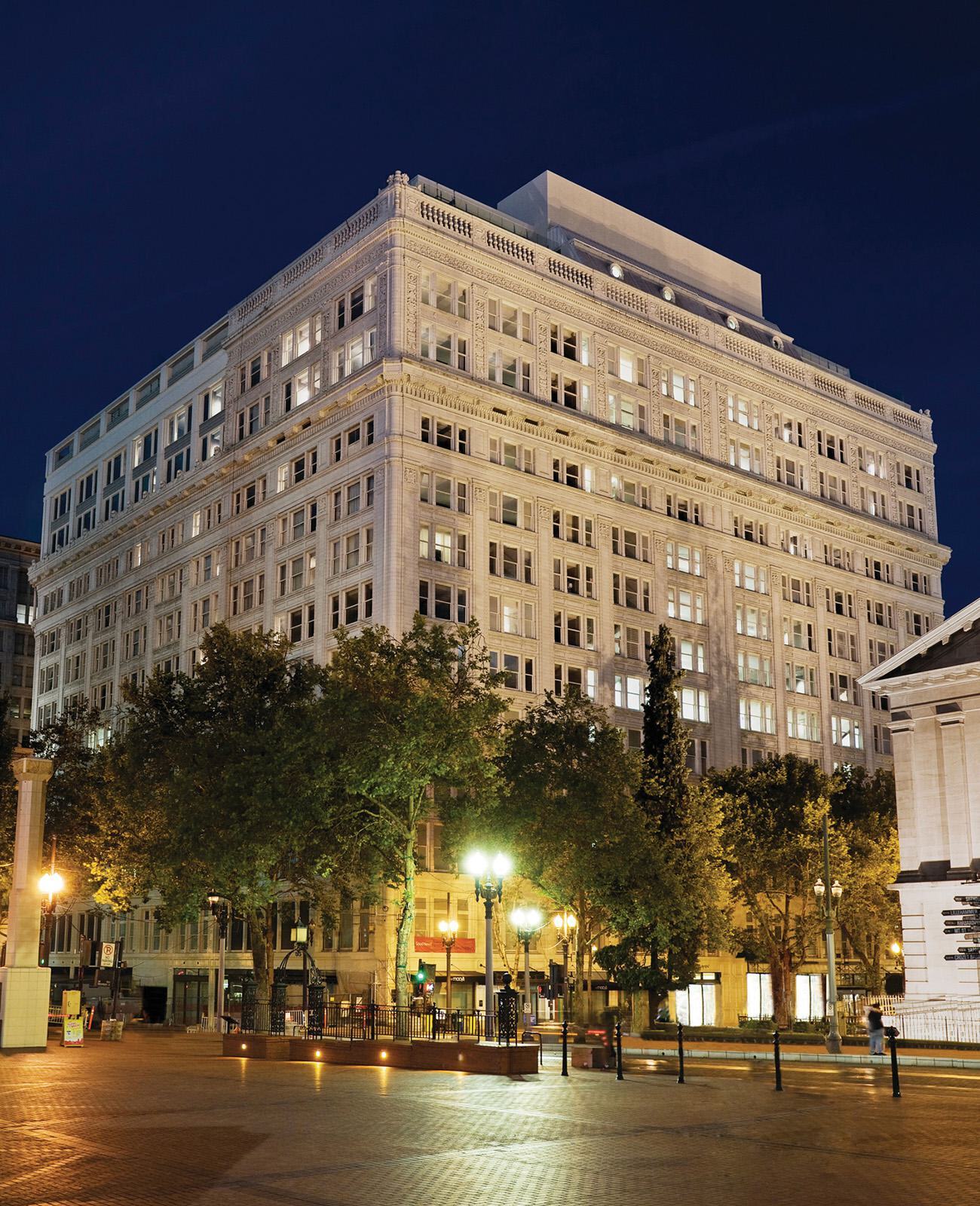 The Nines / Meier & Frank Building (department store turned luxury hotel) photo 2
